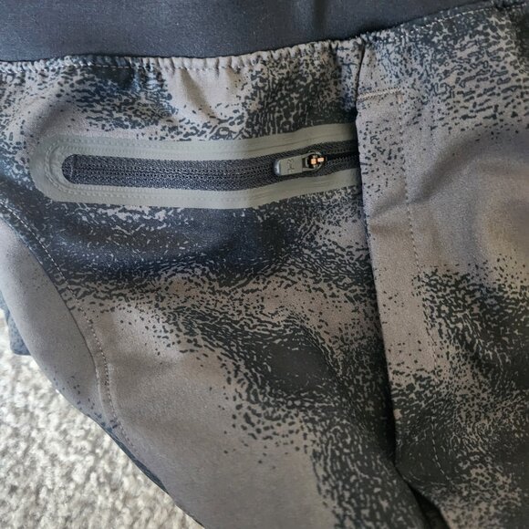 Under Armour Unstoppable Joggers Pants Black Camo Mens  1352027-010 $100 Small - Picture 10 of 11